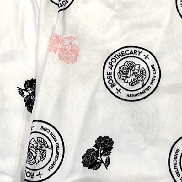 Schitts Creek - ‘Pink/Black Roses’ Lounge Pants, SZ: S,M,L.  NWT Firm! - Picture 4 of 5